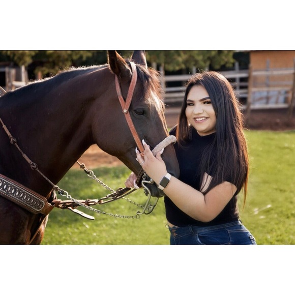 Meet your Posher, Aide - Picture 1 of 1